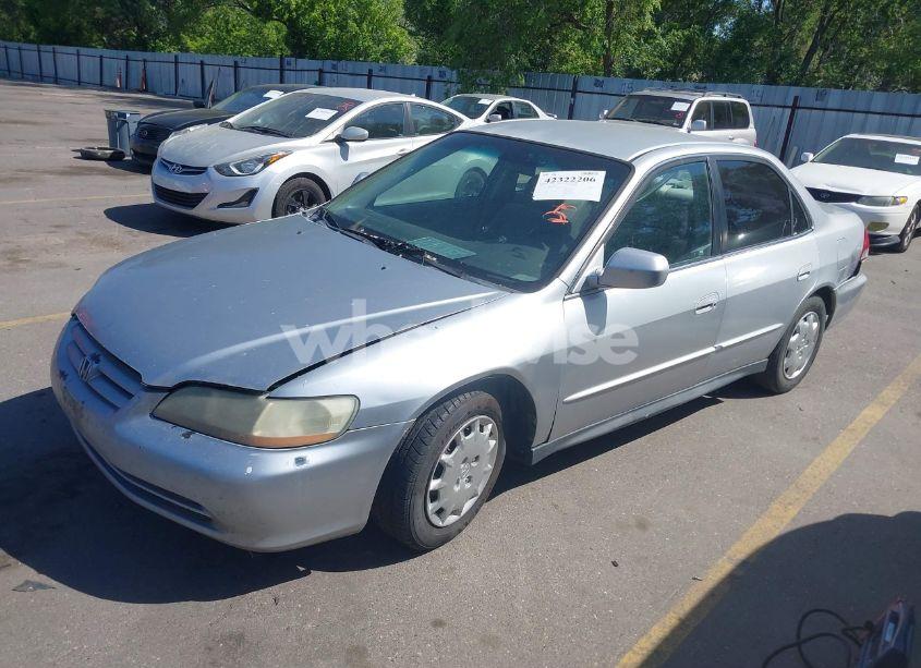 Photo 2 of 2001 Honda Accord 2.3 LX (VIN 1HGCG56461A008326)