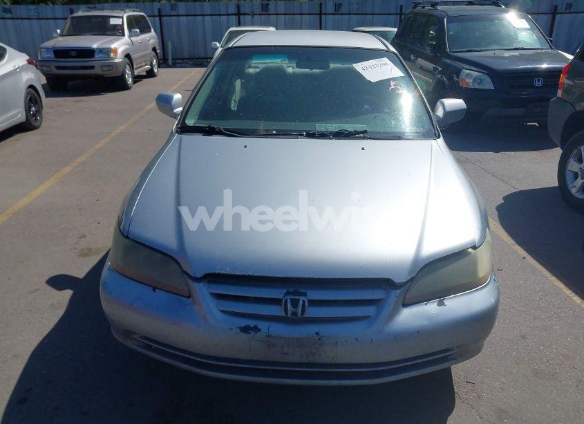 Photo 6 of 2001 Honda Accord 2.3 LX (VIN 1HGCG56461A008326)