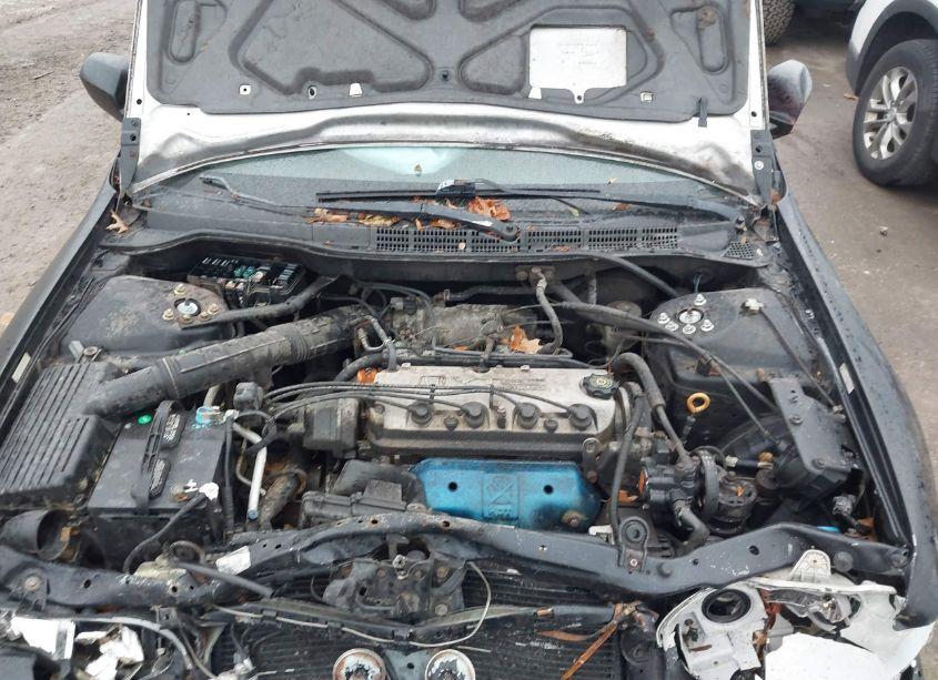 Photo 10 of 2002 Honda Accord 2.3 LX (VIN 1HGCG56462A129388)