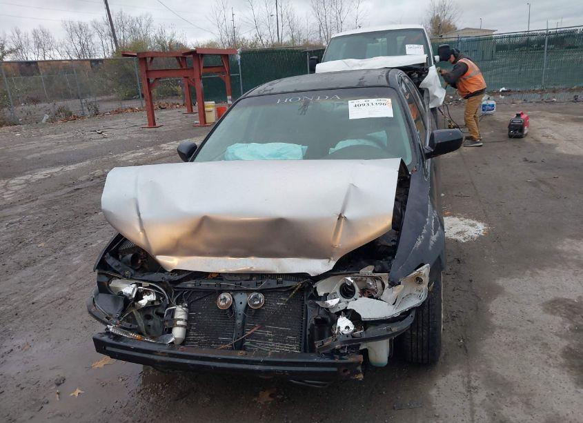 Photo 12 of 2002 Honda Accord 2.3 LX (VIN 1HGCG56462A129388)