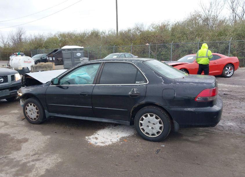 Photo 14 of 2002 Honda Accord 2.3 LX (VIN 1HGCG56462A129388)