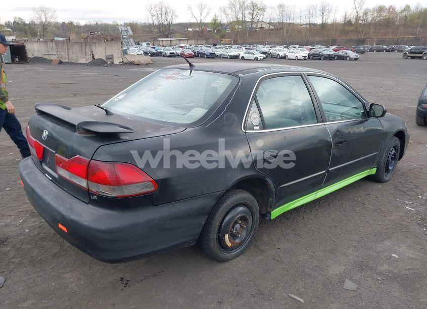 Photo 4 of 2002 Honda Accord 2.3 LX (VIN 1HGCG56462A129407)