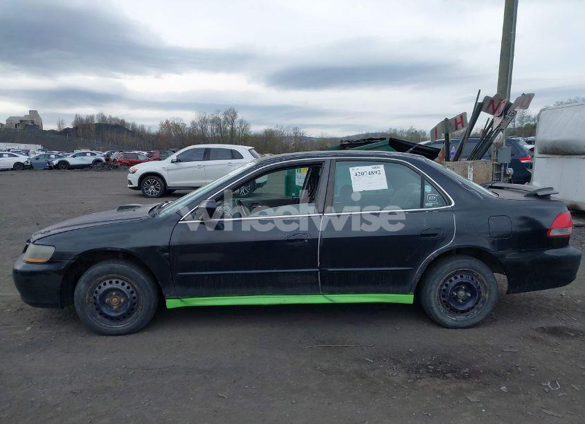 Photo 6 of 2002 Honda Accord 2.3 LX (VIN 1HGCG56462A129407)