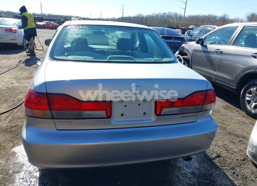 Photo 17 of 2002 Honda Accord 2.3 LX (VIN 1HGCG56462A145333)