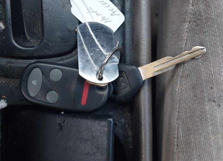 Photo 11 of 2000 Honda Accord 2.3 LX (VIN 1HGCG5646YA148497)