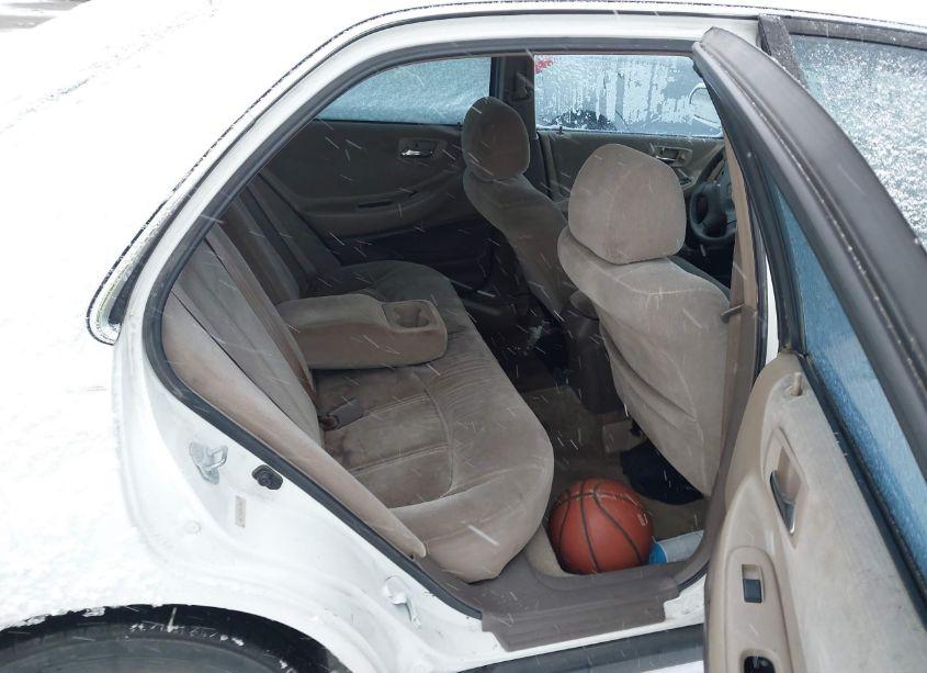 Photo 8 of 2000 Honda Accord 2.3 LX (VIN 1HGCG5646YA148497)