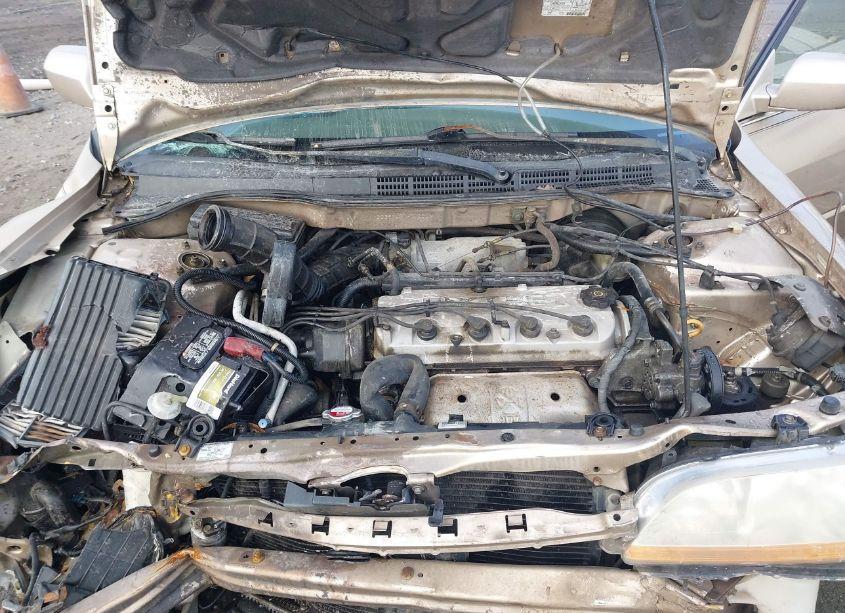 Photo 10 of 2001 Honda Accord 2.3 LX (VIN 1HGCG56471A018833)