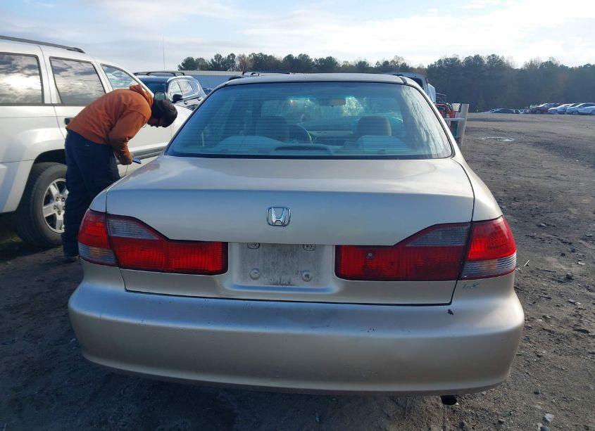 Photo 17 of 2001 Honda Accord 2.3 LX (VIN 1HGCG56471A018833)