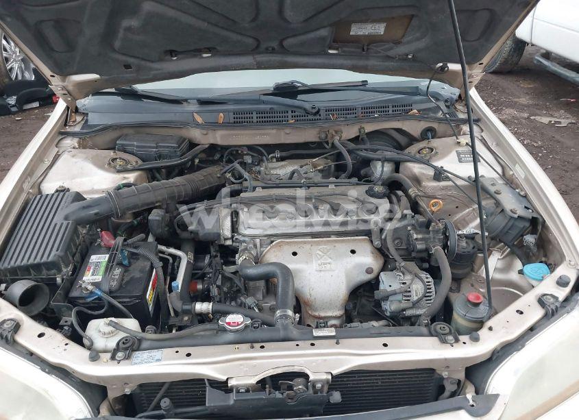 Photo 10 of 2001 Honda Accord 2.3 LX (VIN 1HGCG56471A080653)
