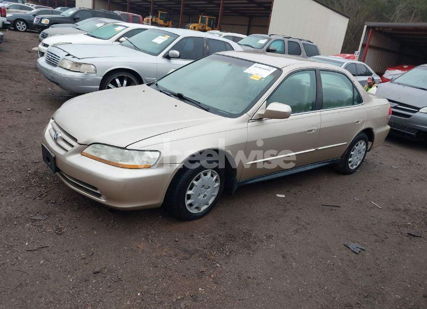 Photo 2 of 2001 Honda Accord 2.3 LX (VIN 1HGCG56471A080653)