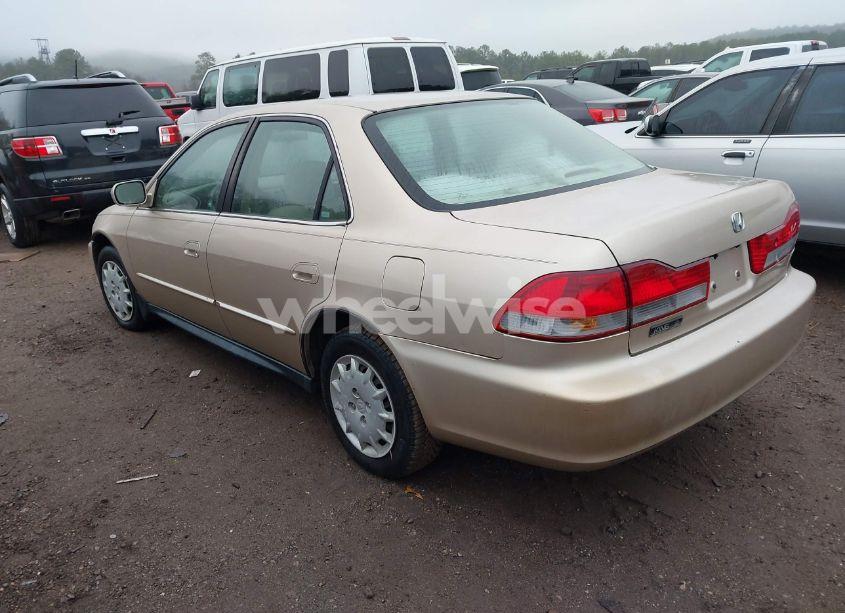 Photo 3 of 2001 Honda Accord 2.3 LX (VIN 1HGCG56471A080653)