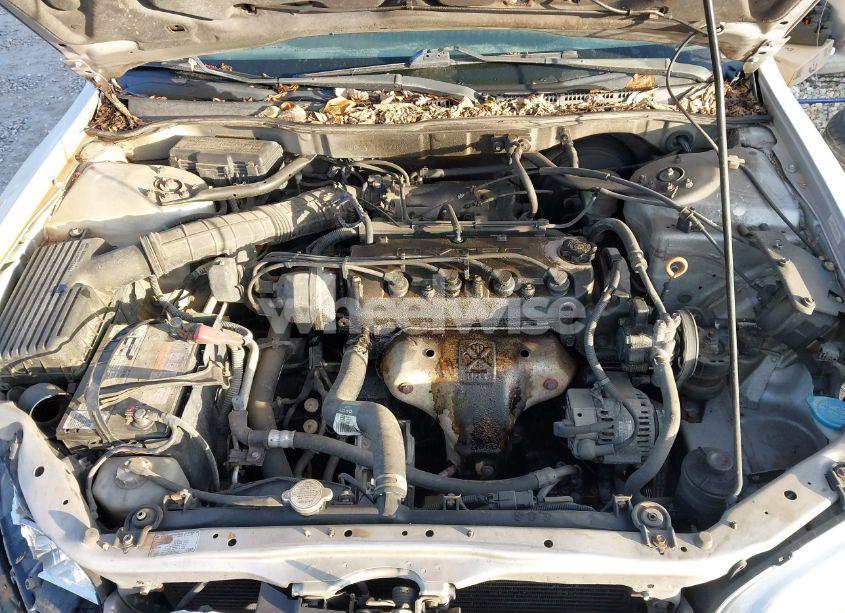 Photo 10 of 2001 Honda Accord 2.3 LX (VIN 1HGCG56471A132864)