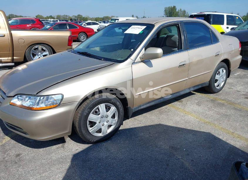 Photo 2 of 2002 Honda Accord 2.3 LX (VIN 1HGCG56472A108436)