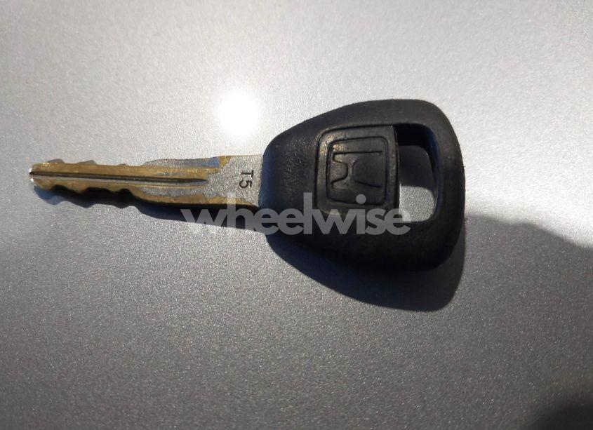 Photo 11 of 1998 Honda Accord LX (VIN 1HGCG5647WA208073)