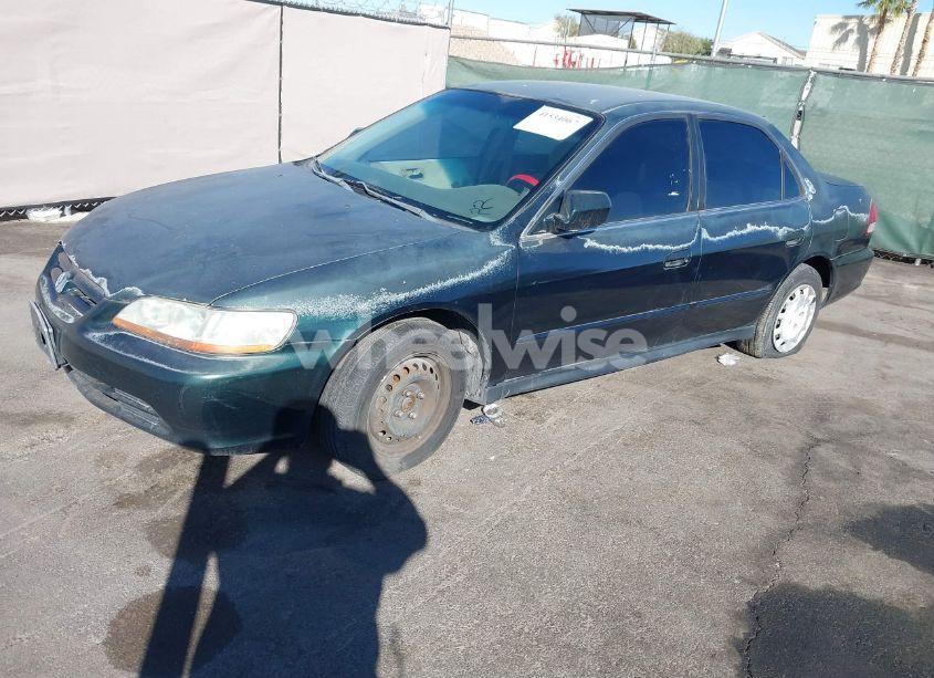 Photo 2 of 2001 Honda Accord 2.3 LX (VIN 1HGCG56481A106712)