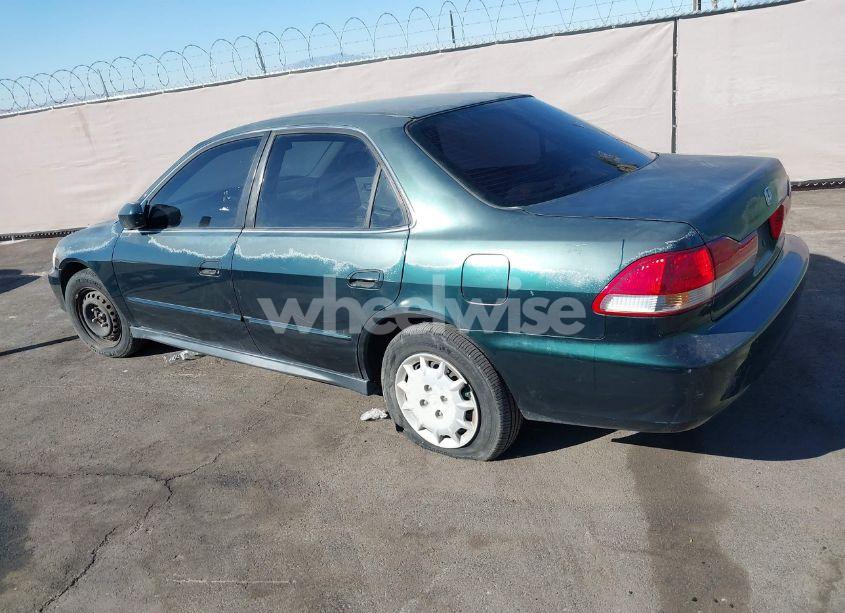Photo 3 of 2001 Honda Accord 2.3 LX (VIN 1HGCG56481A106712)