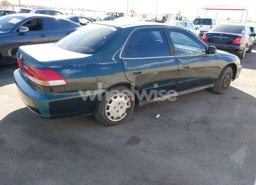 Photo 4 of 2001 Honda Accord 2.3 LX (VIN 1HGCG56481A106712)