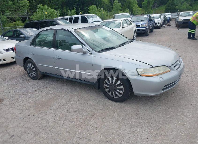 2001 Honda Accord 2.3 LX (VIN 1HGCG56481A118200) main photo