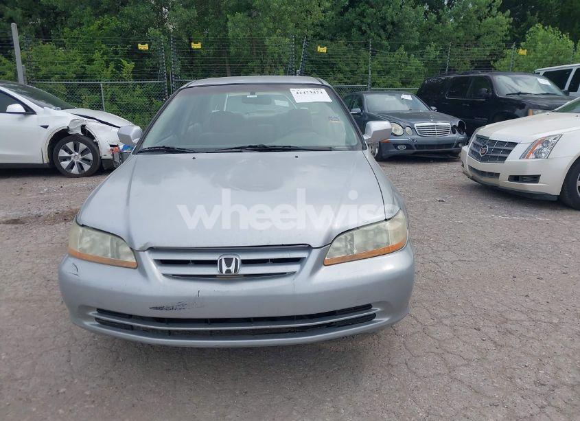 Photo 12 of 2001 Honda Accord 2.3 LX (VIN 1HGCG56481A118200)