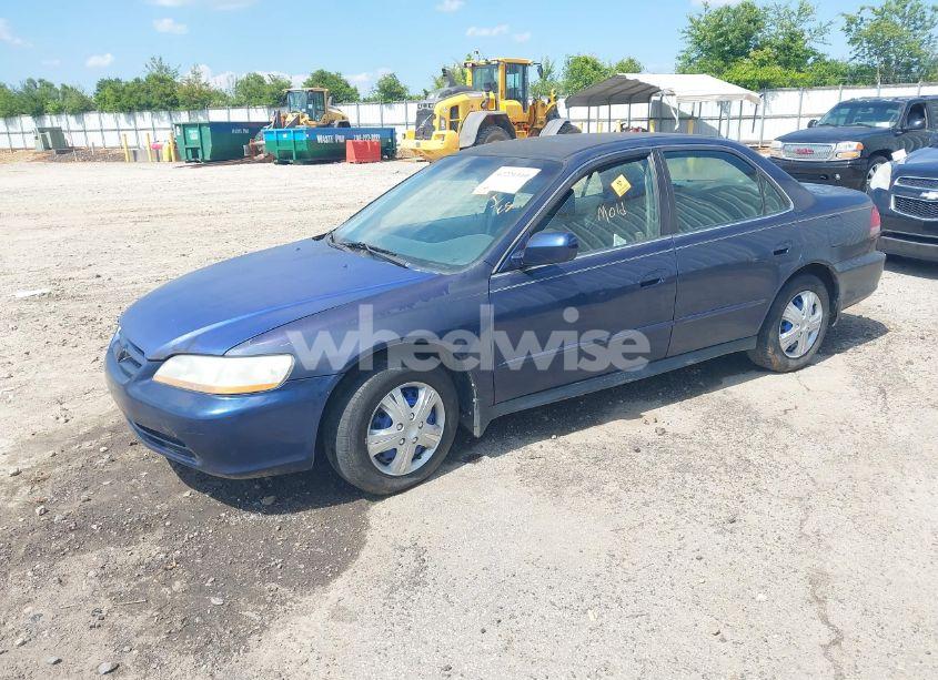 Photo 2 of 2001 Honda Accord 2.3 LX (VIN 1HGCG56481A141315)