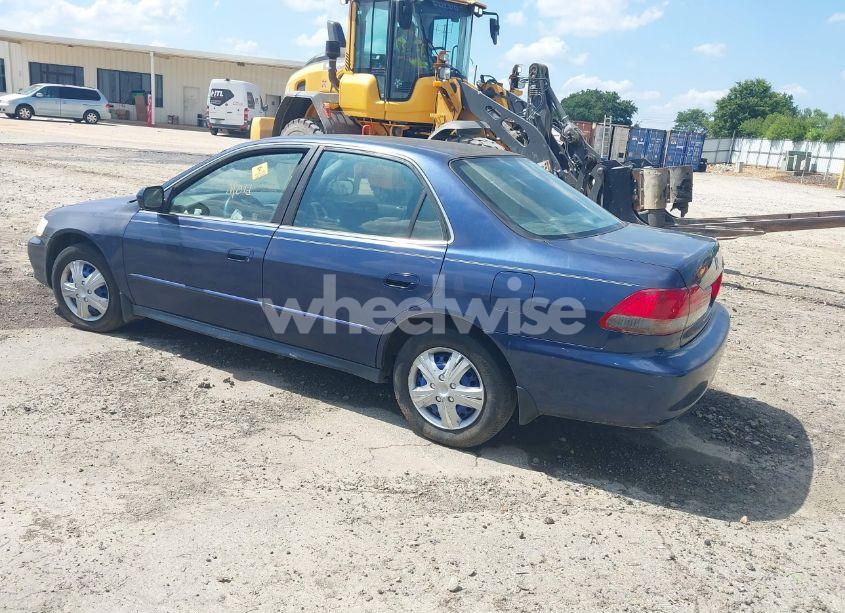 Photo 3 of 2001 Honda Accord 2.3 LX (VIN 1HGCG56481A141315)