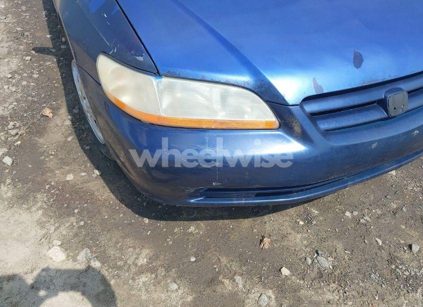 Photo 6 of 2001 Honda Accord 2.3 LX (VIN 1HGCG56481A141315)