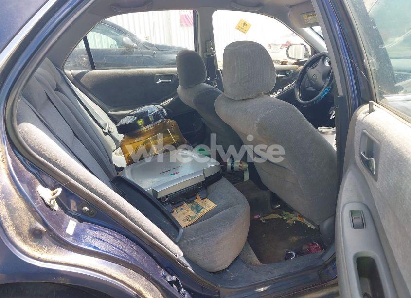 Photo 8 of 2001 Honda Accord 2.3 LX (VIN 1HGCG56481A141315)