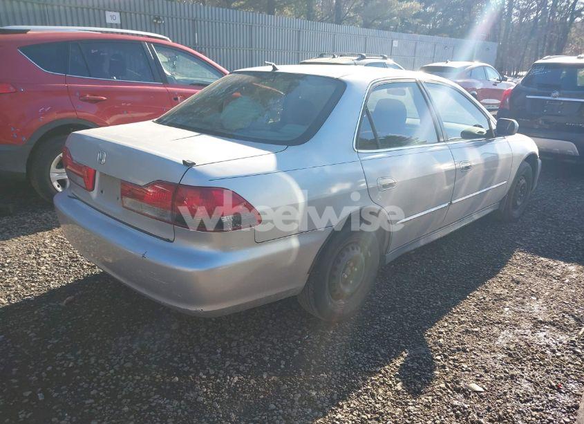 Photo 4 of 2002 Honda Accord 2.3 LX (VIN 1HGCG56482A053124)