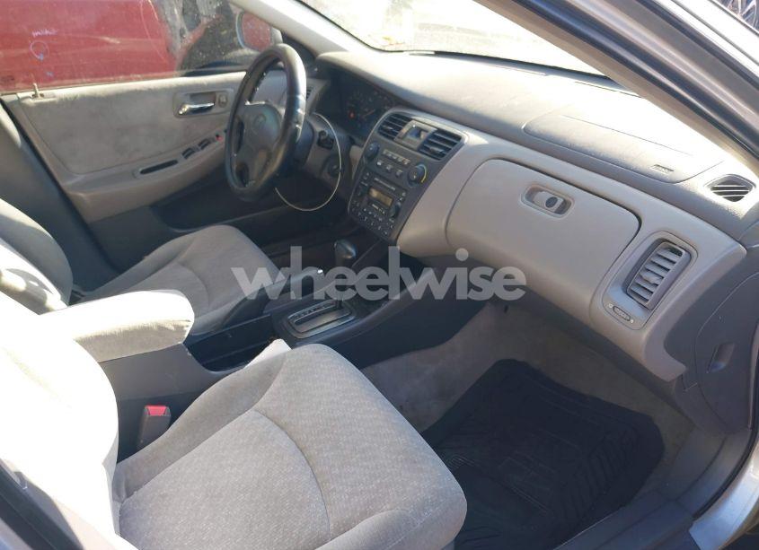 Photo 5 of 2002 Honda Accord 2.3 LX (VIN 1HGCG56482A053124)