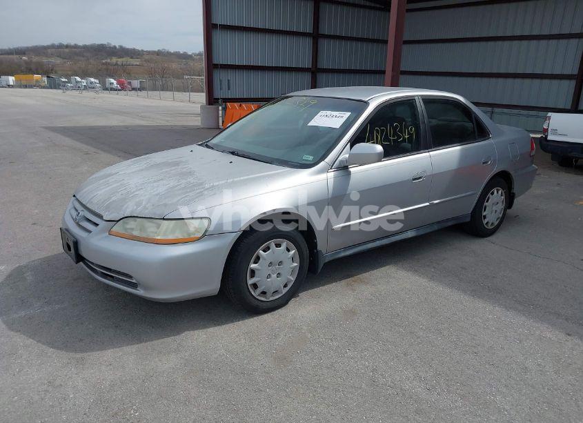 Photo 2 of 2002 Honda Accord 2.3 LX (VIN 1HGCG56482A064141)