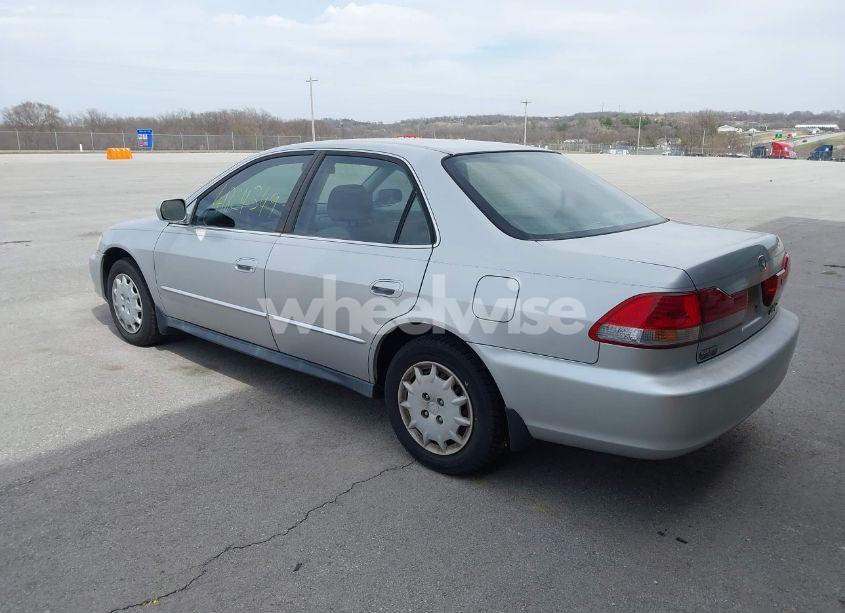 Photo 3 of 2002 Honda Accord 2.3 LX (VIN 1HGCG56482A064141)