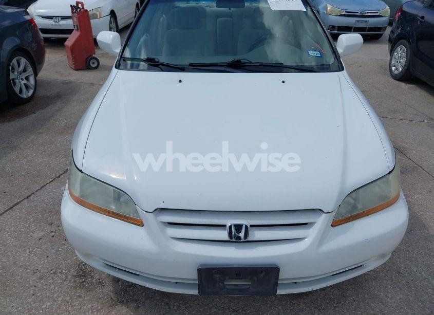 Photo 6 of 2002 Honda Accord 2.3 LX (VIN 1HGCG56482A067556)