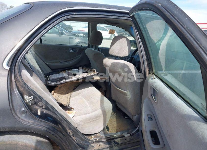 Photo 8 of 2002 Honda Accord 2.3 LX (VIN 1HGCG56482A129392)