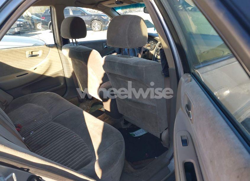 Photo 8 of 1998 Honda Accord LX (VIN 1HGCG5648WA011798)