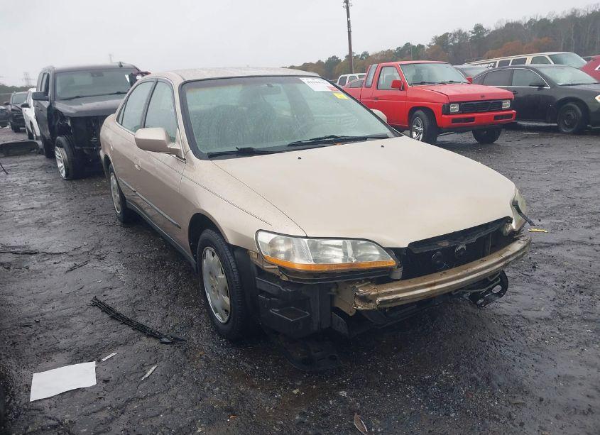 2000 Honda Accord 2.3 LX (VIN 1HGCG5648YA027308) main photo