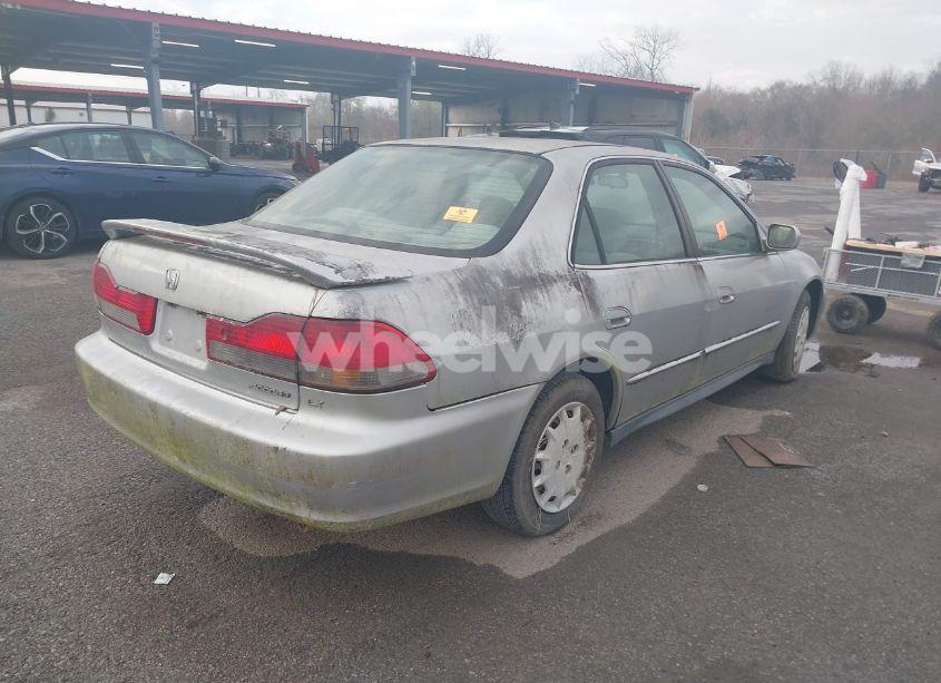 Photo 4 of 2001 Honda Accord 2.3 LX (VIN 1HGCG56491A092819)