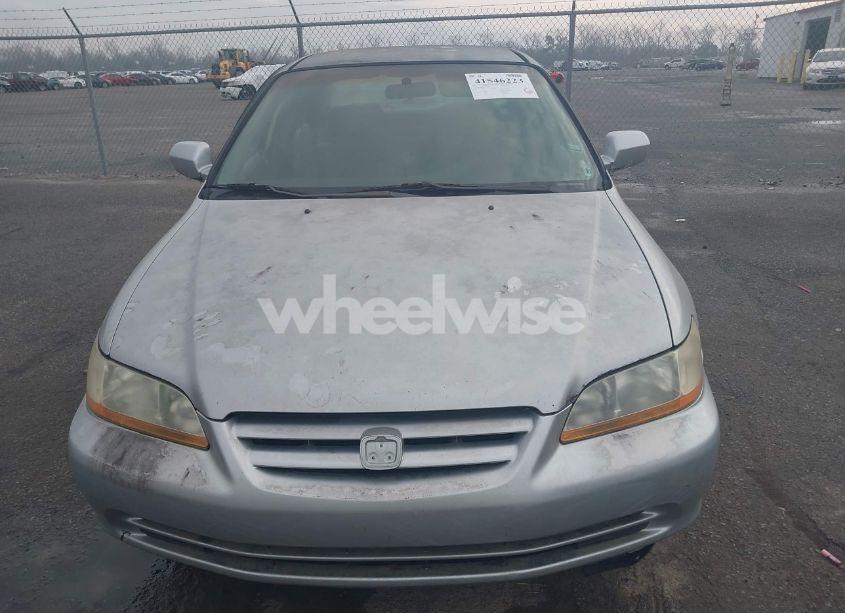 Photo 6 of 2001 Honda Accord 2.3 LX (VIN 1HGCG56491A092819)
