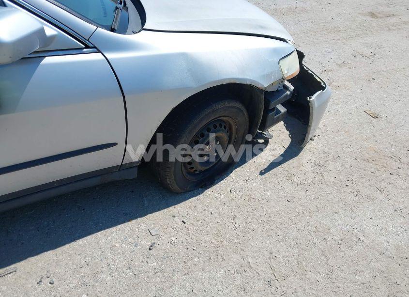 Photo 14 of 1998 Honda Accord LX (VIN 1HGCG5649WA198405)