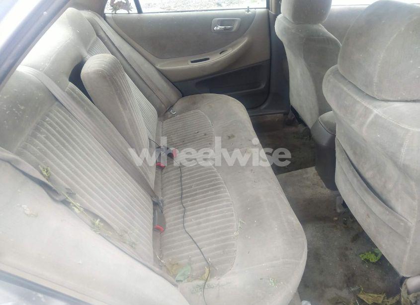 Photo 8 of 1998 Honda Accord LX (VIN 1HGCG5649WA208611)