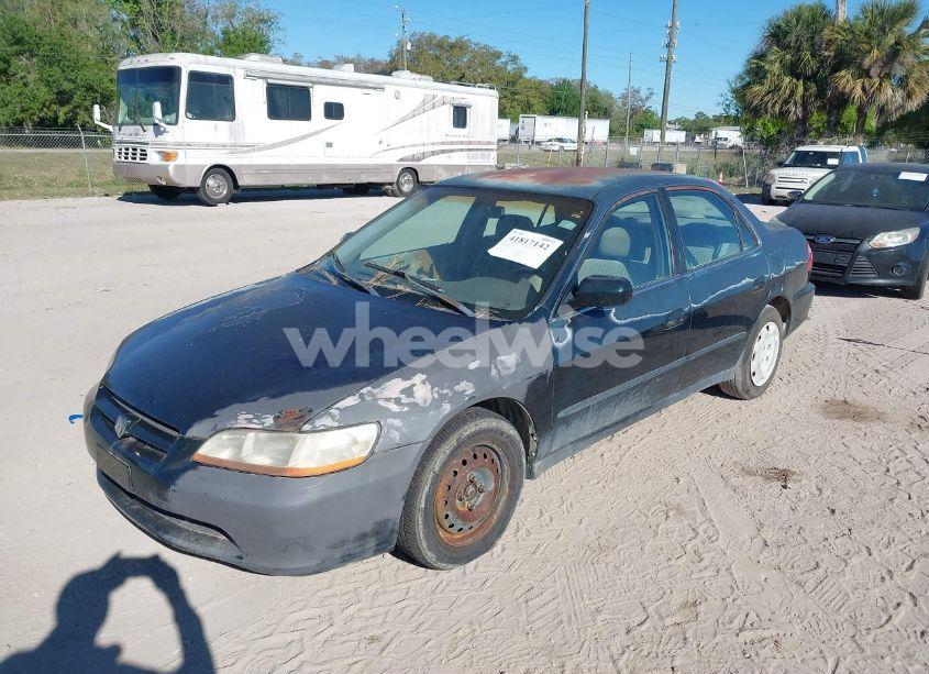 Photo 2 of 1998 Honda Accord LX (VIN 1HGCG5649WA272678)