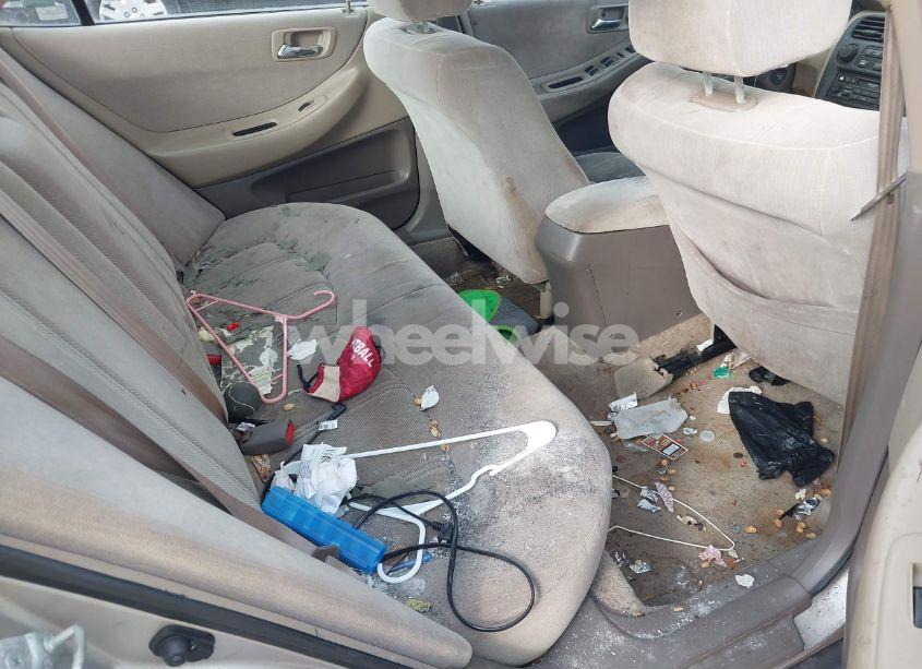 Photo 8 of 1999 Honda Accord LX (VIN 1HGCG5649XA110499)