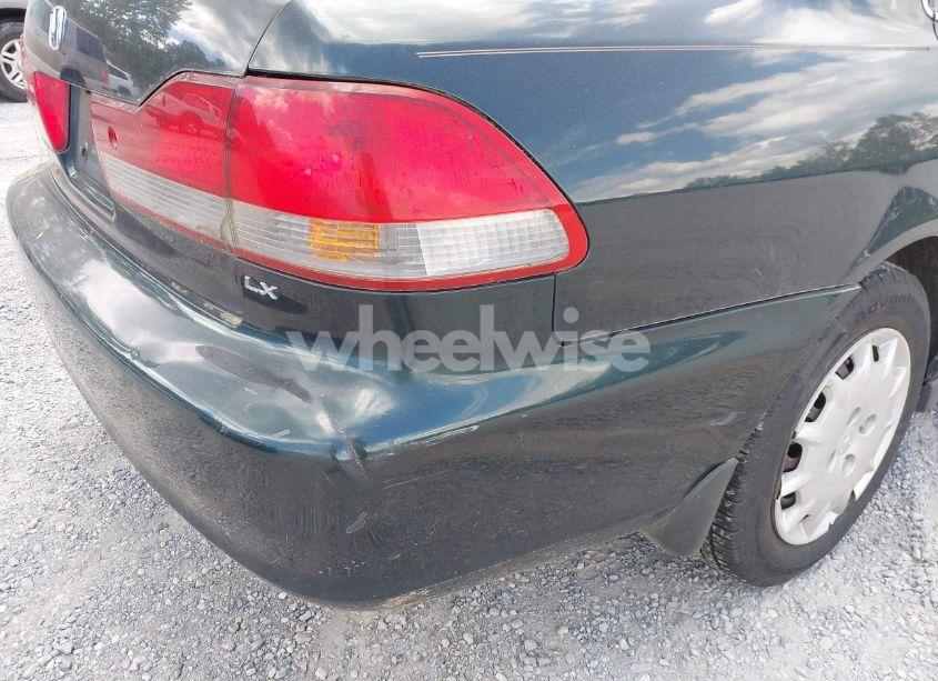 Photo 16 of 2001 Honda Accord 2.3 LX (VIN 1HGCG564X1A025839)