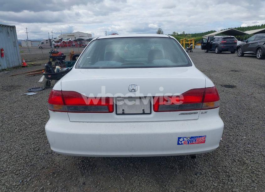 Photo 16 of 2001 Honda Accord 2.3 LX (VIN 1HGCG564X1A030474)