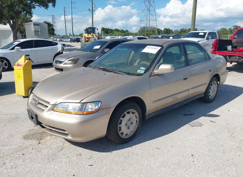 Photo 2 of 2001 Honda Accord 2.3 LX (VIN 1HGCG564X1A089508)