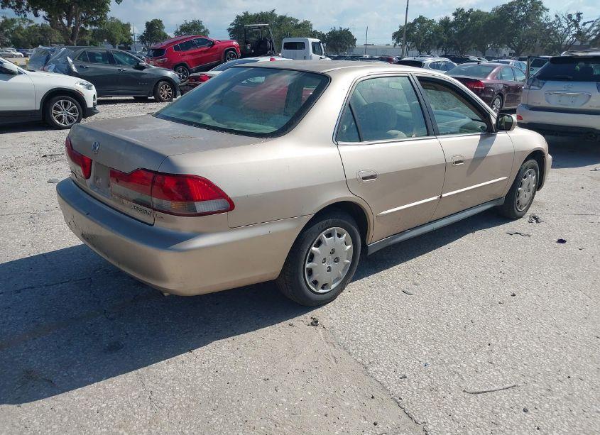 Photo 4 of 2001 Honda Accord 2.3 LX (VIN 1HGCG564X1A089508)