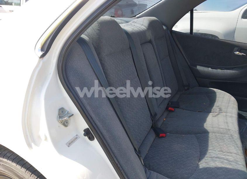 Photo 8 of 2001 Honda Accord 2.3 LX (VIN 1HGCG564X1A116366)