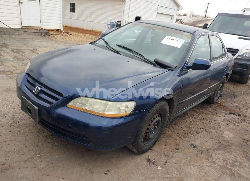 Photo 2 of 2002 Honda Accord 2.3 LX (VIN 1HGCG564X2A147103)