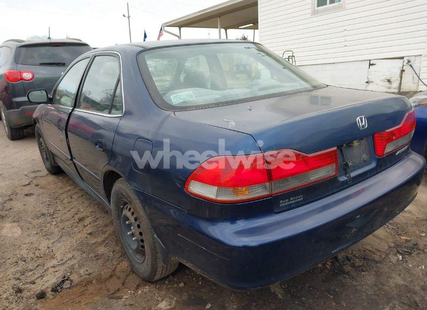 Photo 3 of 2002 Honda Accord 2.3 LX (VIN 1HGCG564X2A147103)