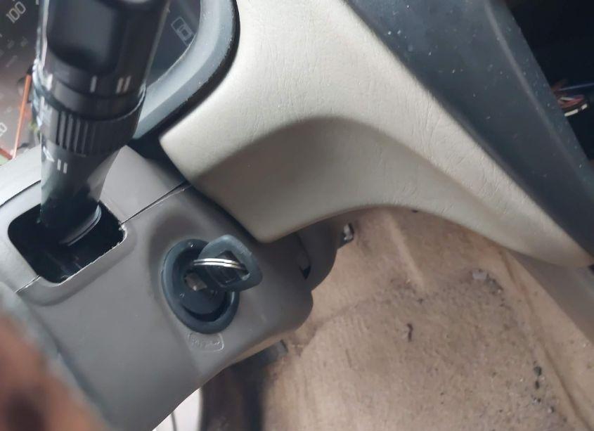 Photo 11 of 1998 Honda Accord LX (VIN 1HGCG564XWA007574)