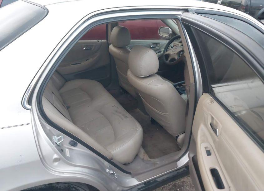 Photo 8 of 1998 Honda Accord LX (VIN 1HGCG564XWA007574)